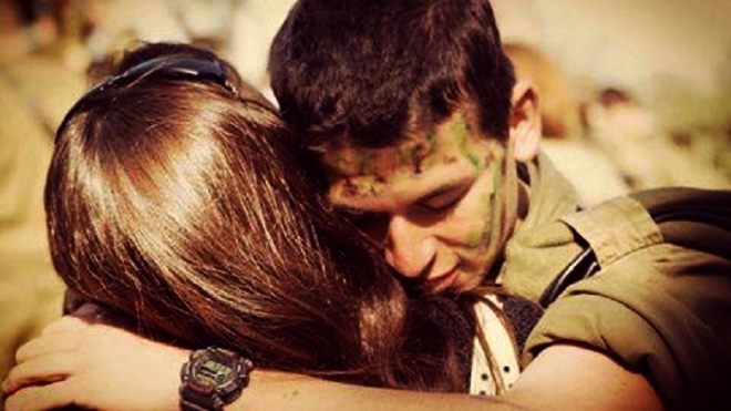 Любовь и израильская армия в фотографиях