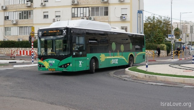 В Тель-Авиве начал работу бесплатный общественный транспорт в шабат