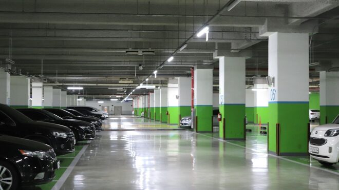 С 2 декабря 2025 года: в Израиле вводят поминутную оплату на всех парковках